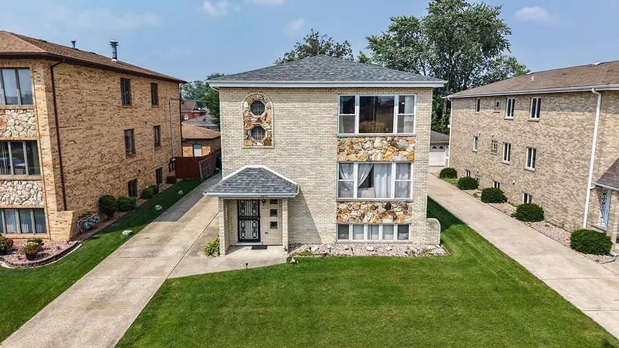 7912 Nordica Avenue, Burbank, IL 60459 - Image #3