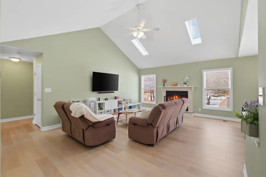 296 Charlotte Avenue, Crystal Lake, IL 60014 - Image #3