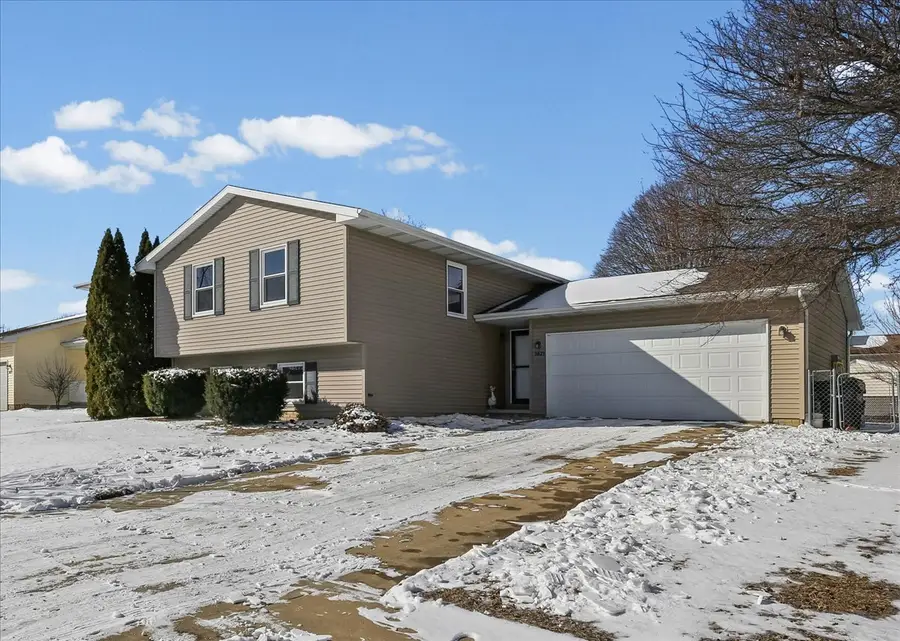 2823 Rutherford Drive, Bloomington, IL 61705 - Image #3