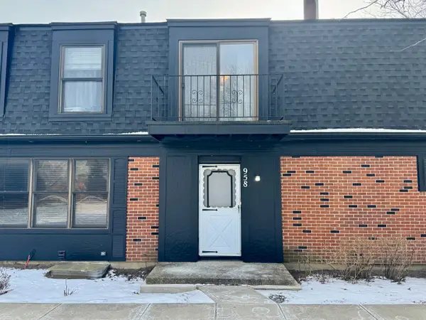 958 Inverrary Lane #958, Deerfield, IL 60015