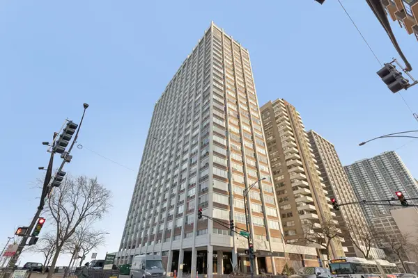 6171 N Sheridan Road #2601, Chicago, IL 60660