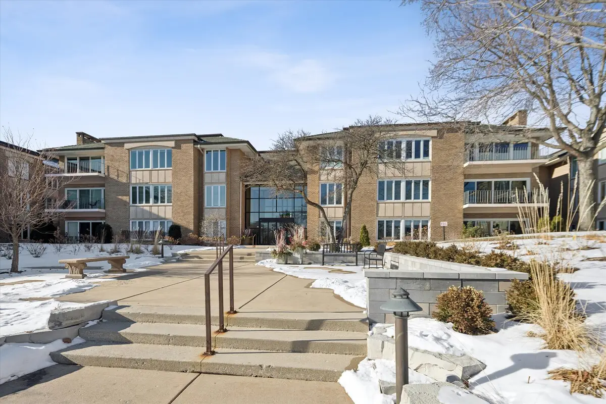 1 Oak Brook Club Drive #A310, Oak Brook, IL 60523 - #1