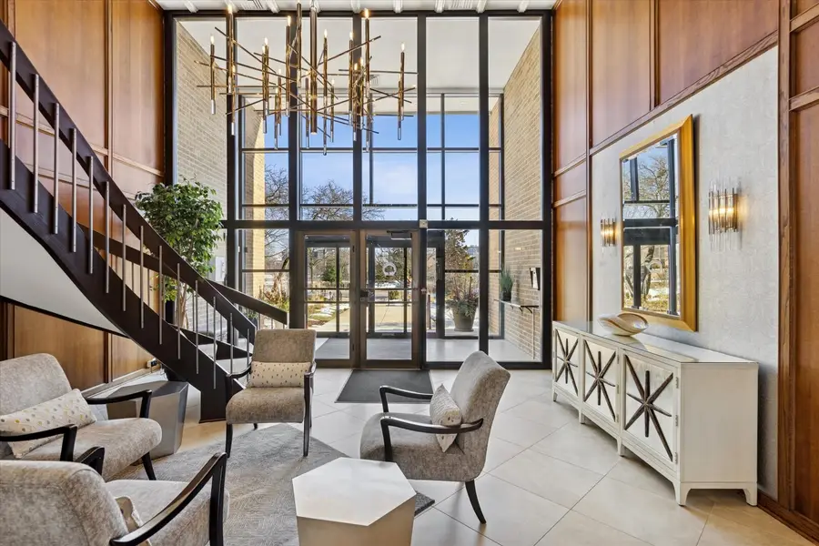 1 Oak Brook Club Drive #A310, Oak Brook, IL 60523 - #2