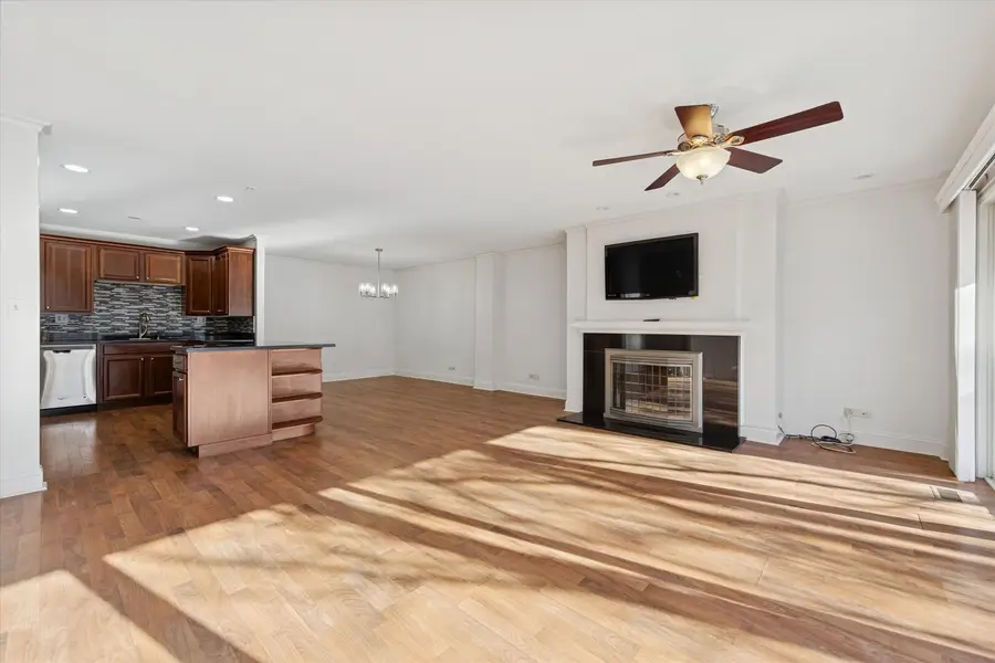 1 Oak Brook Club Drive #A310, Oak Brook, IL 60523 - #3