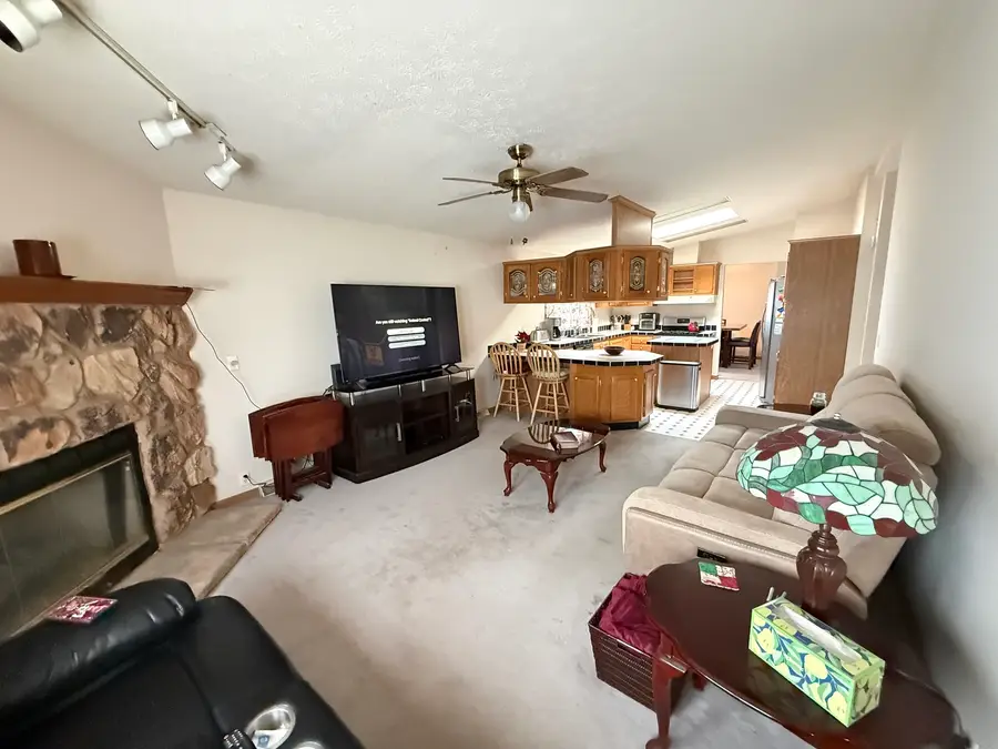 93 Petunia Circle, Matteson, IL 60443 - Image #2