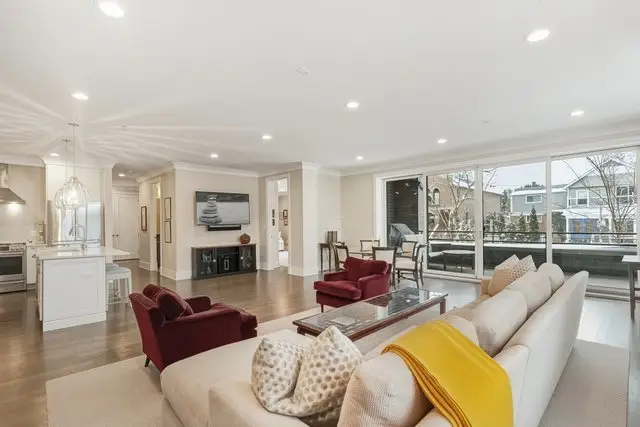 5748 N Hermitage Avenue #104, Chicago, IL 60660 - #3