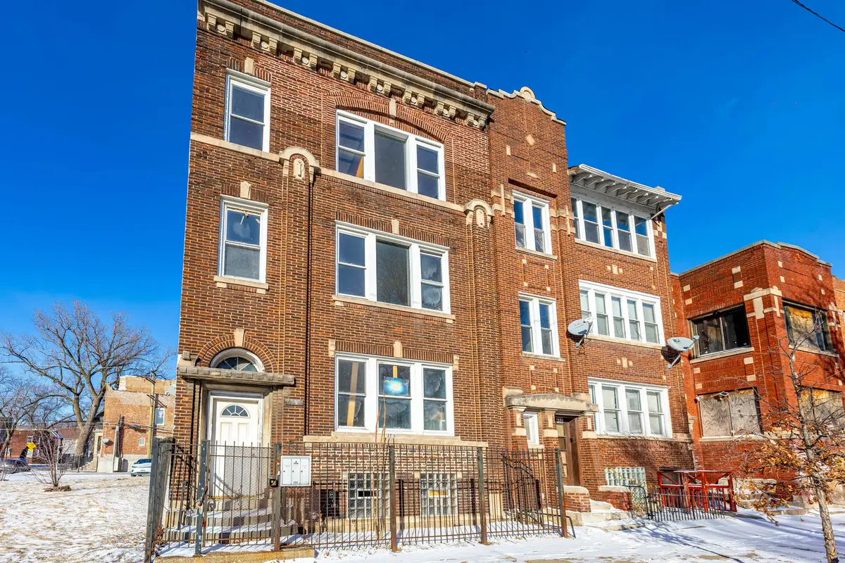 652 W Garfield Boulevard, Chicago, IL 60609 - Image #1