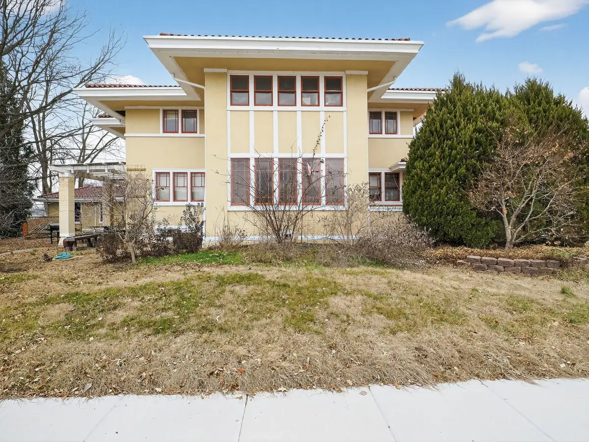 1207 12th Street, Lawrenceville, IL 62439 - Image #1