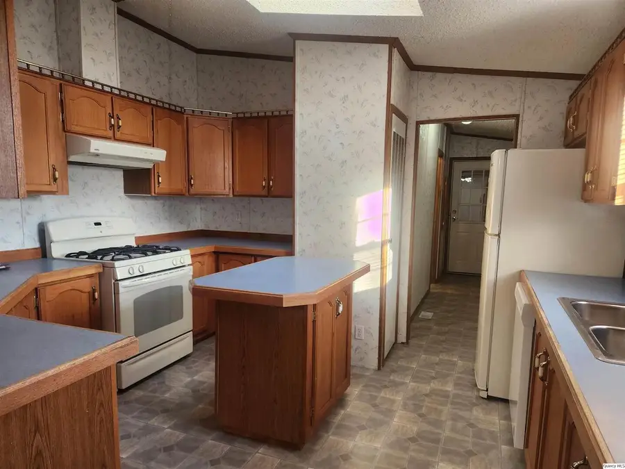 228 N Madison, Carthage, IL 62321 - Image #3