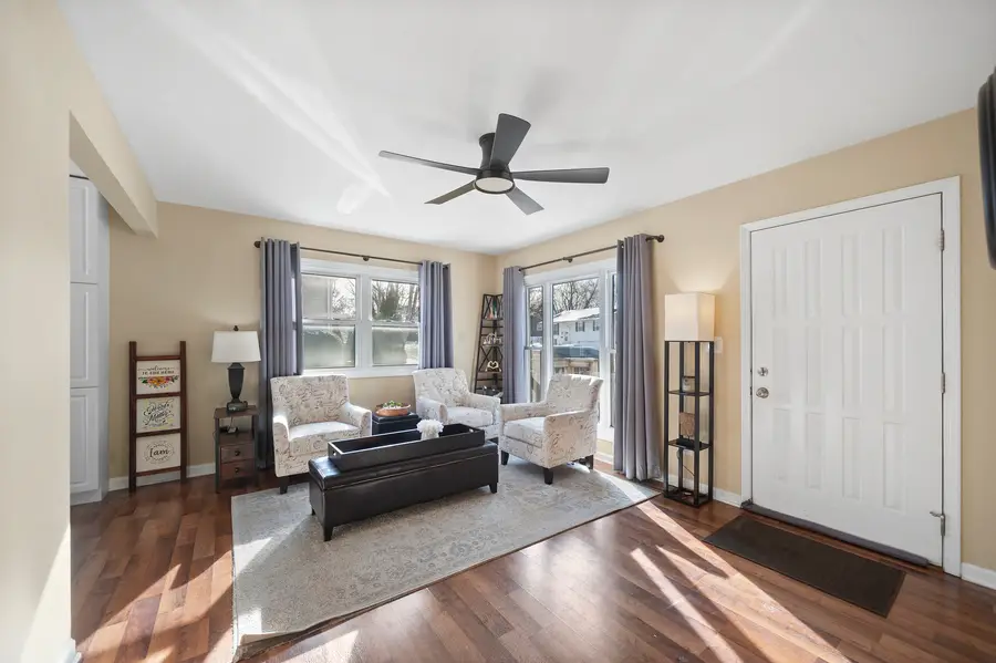 151 Egan Drive, Streamwood, IL 60107 - Image #3