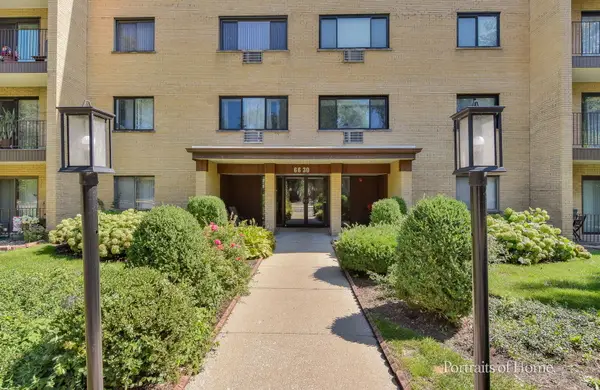 6630 S Brainard Avenue #203, Countryside, IL 60525