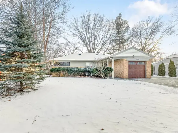 4701 Highcrest Road, Rockford, IL 61107