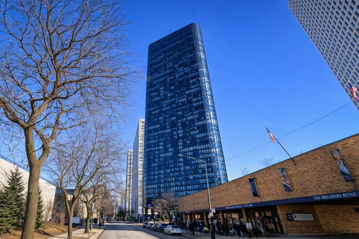 5415 N Sheridan Road #4502, Chicago, IL 60640 - Image #1