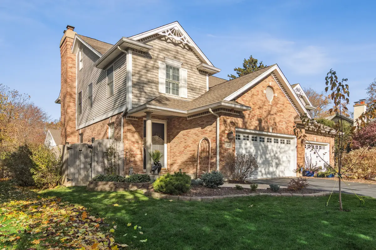 320 Washington Street, Barrington, IL 60010 - Image #1