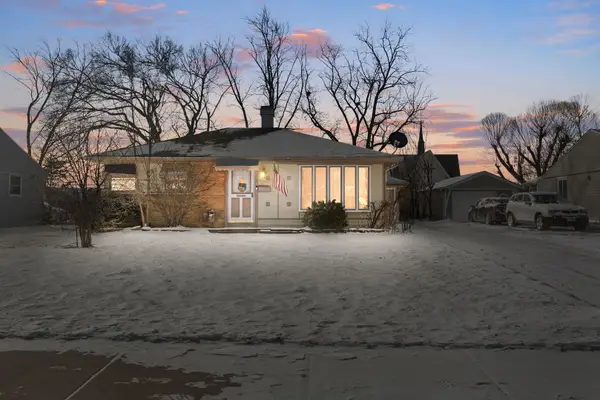 2705 Park Street, Rolling Meadows, IL 60008