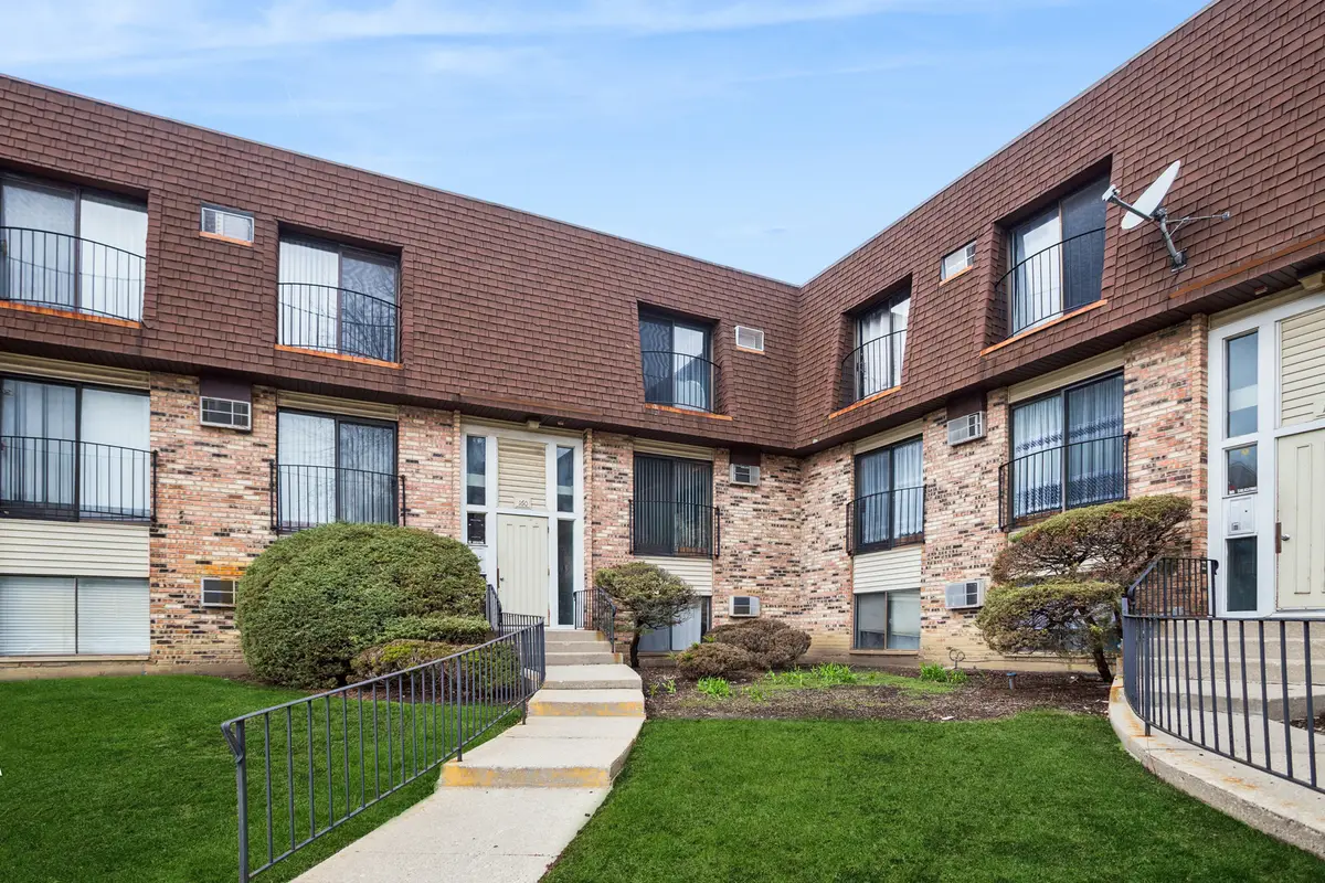 160 S Waters Edge Drive #202, Glendale Heights, IL 60139 - #1