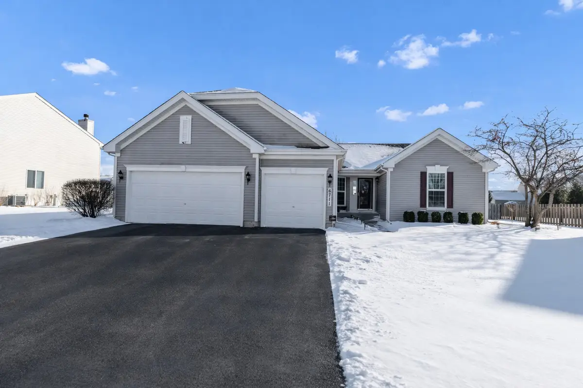 6711 Glenmoor Court, McHenry, IL 60050 - Image #1