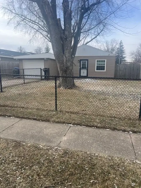 2210 N Nevada Avenue, Davenport, IA 52804 - #1