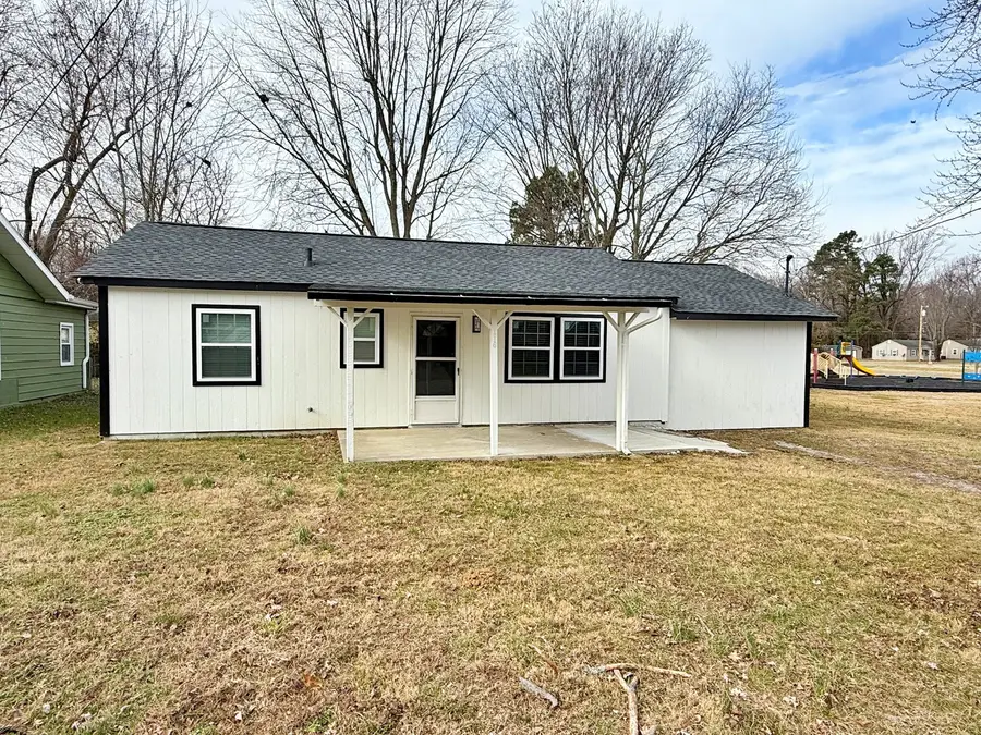 116 Oak Drive, Metropolis, IL 62960 - #2