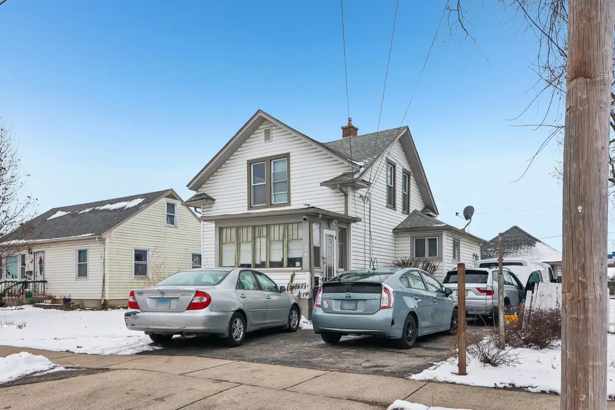 262 S Weston Avenue, Elgin, IL 60123 - Image #1