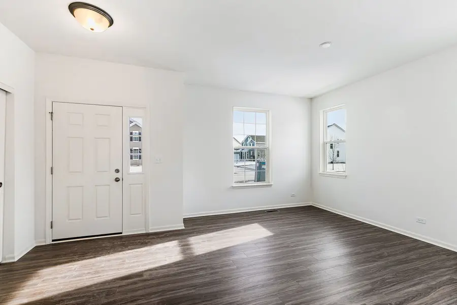 31998 Savannah Drive, Lakemoor, IL 60051 - Image #3