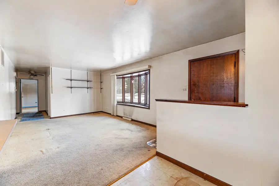 25085 W Tamarack Drive, Wauconda, IL 60084 - Image #3