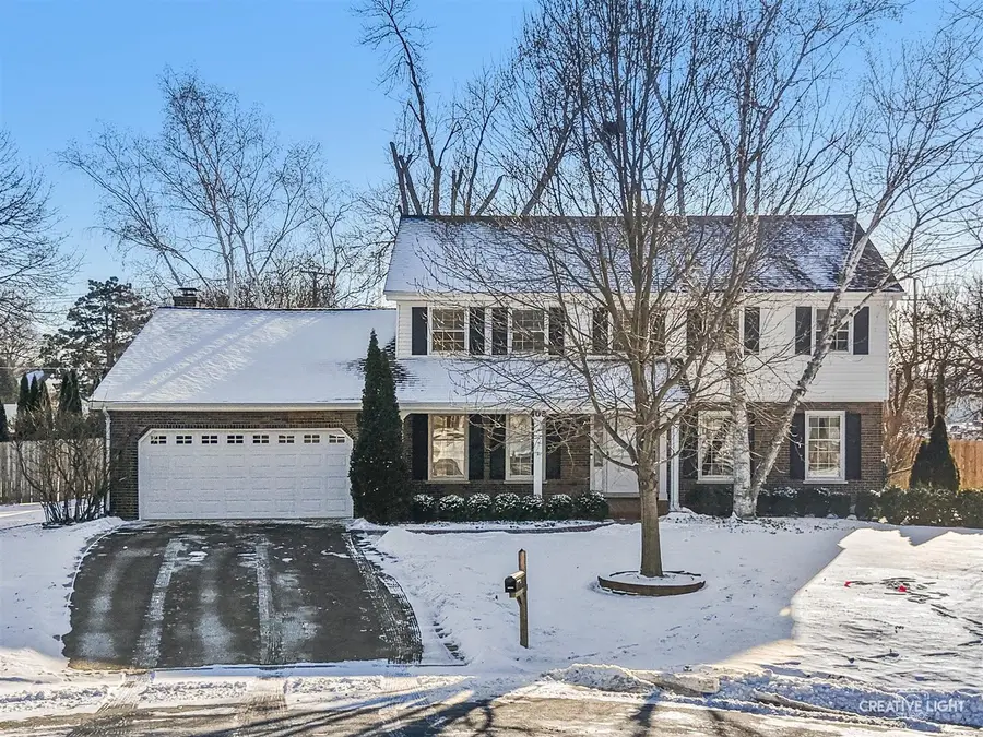 409 Essex Court, Geneva, IL 60134 - Image #2