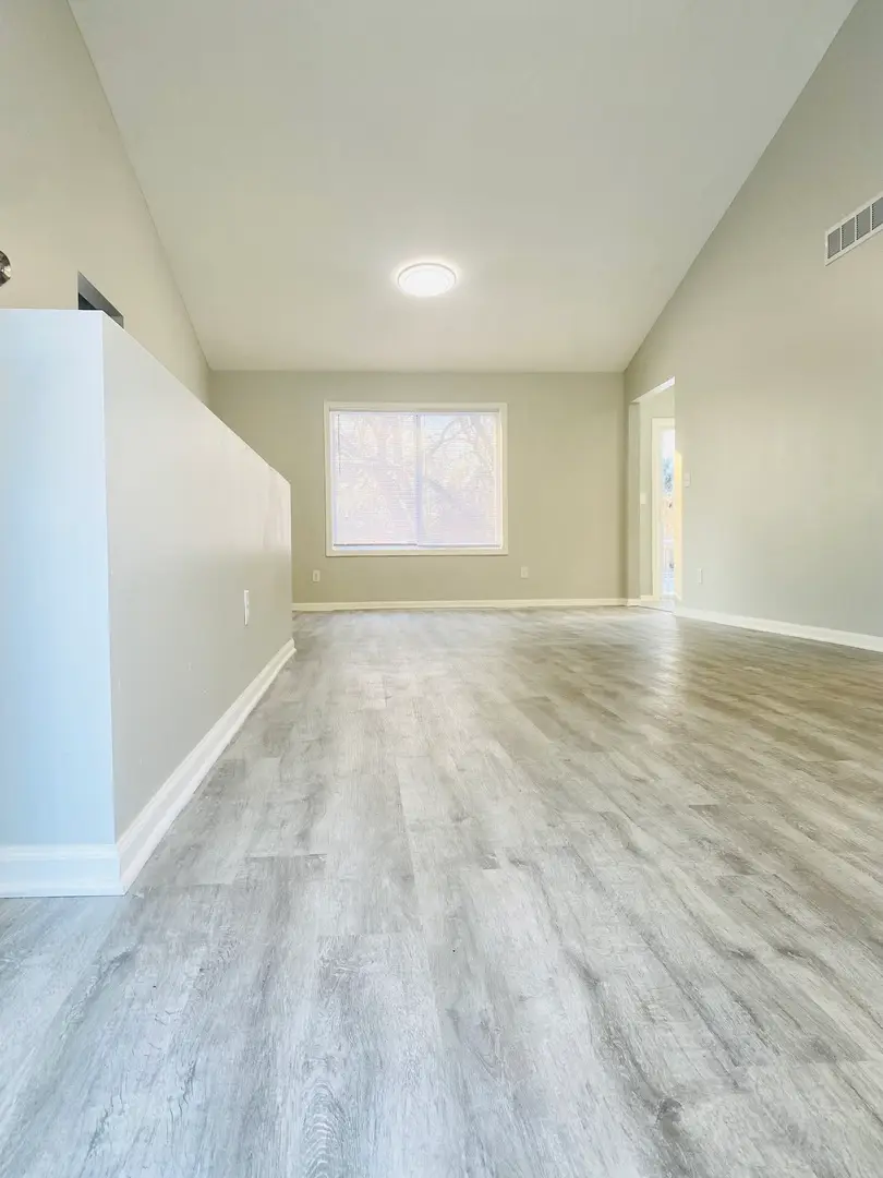 104 Rochester Road Ne, Poplar Grove, IL 61065 - Image #3