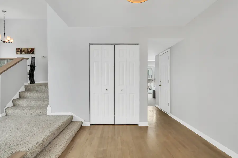 1234 Devonshire Road, Buffalo Grove, IL 60089 - #2