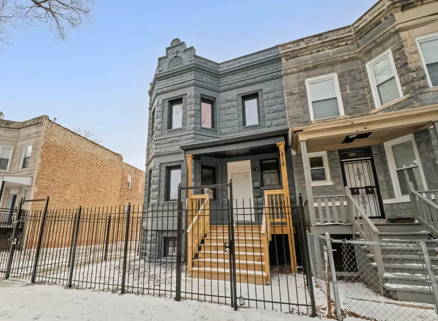 Address Withheld By Seller, Chicago, IL 60624 - Image #3