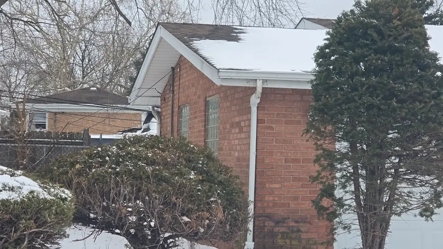 15321 Ellis Avenue, South Holland, IL 60473 - #2