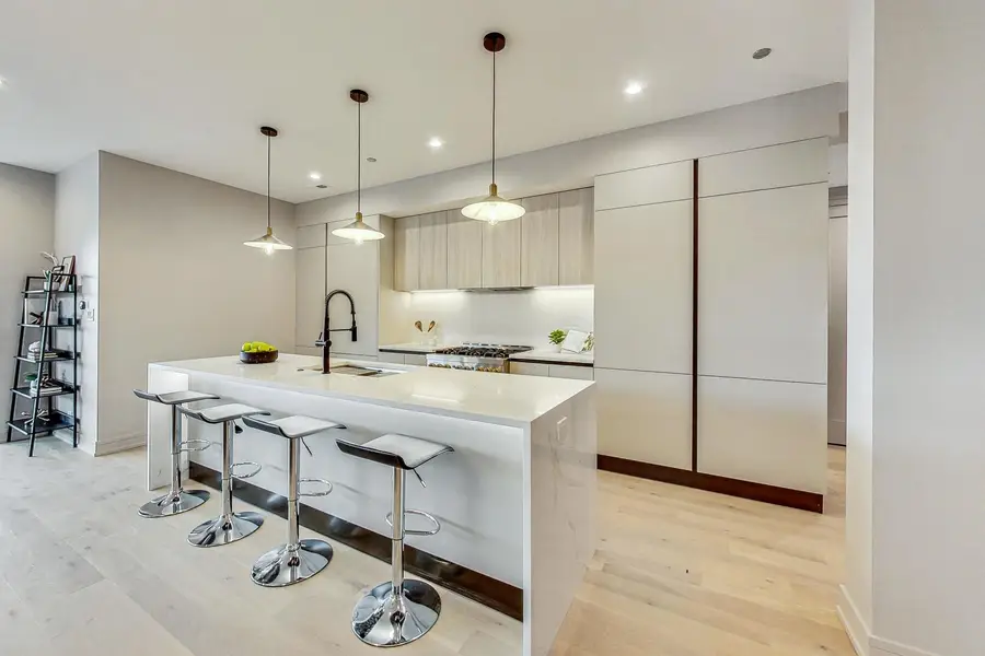 Address Withheld By Seller, Chicago, IL 60642 - Image #2