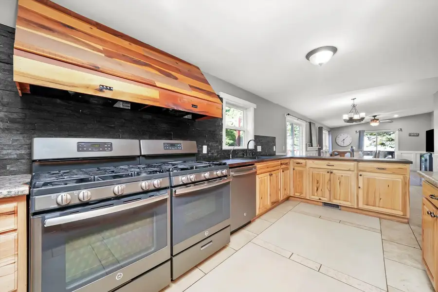 14716 Il Route 176 Highway, Woodstock, IL 60098 - #3