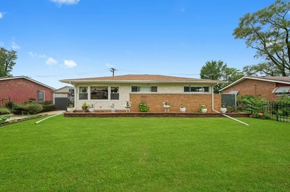 3048 Sherwood Avenue, Markham, IL 60428 - Image #1