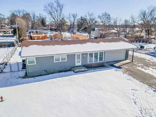 2510 S Birchwood Avenue, McHenry, IL 60051