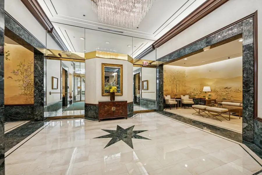 195 N Harbor Drive #408, Chicago, IL 60601 - Image #2