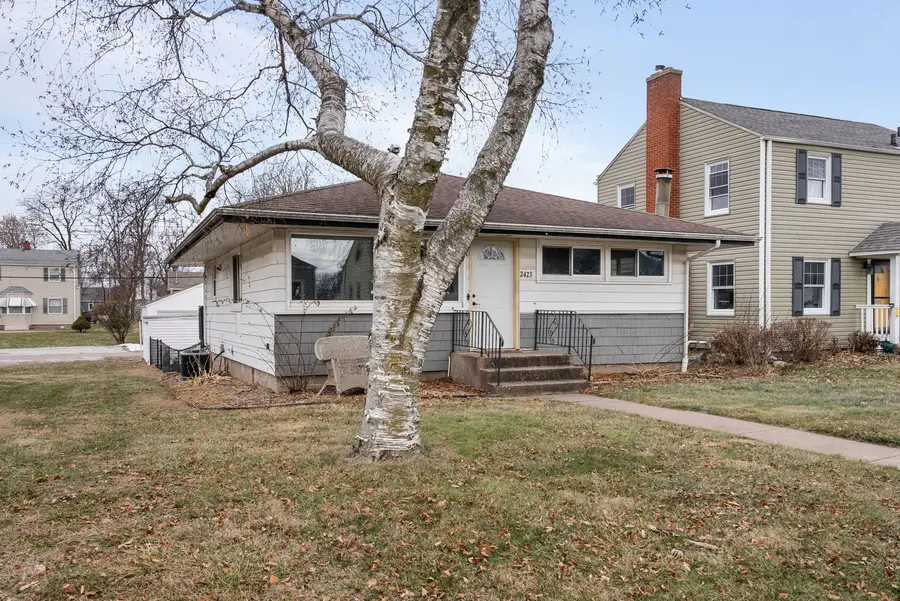 2423 32nd Street, Moline, IL 61265 - Image #3