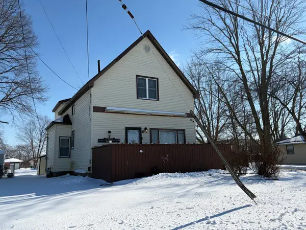 1012 S 6th Street, Mattoon, IL 61938