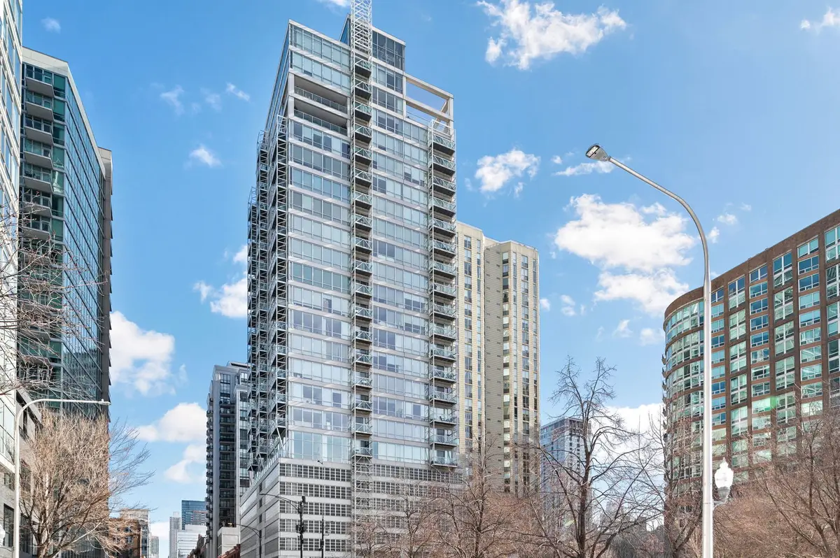 653 N Kingsbury Street #1204, Chicago, IL 60654 - #1