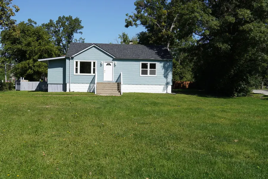 123 N Glenwood Avenue, Glenwood, IL 60425 - Image #2