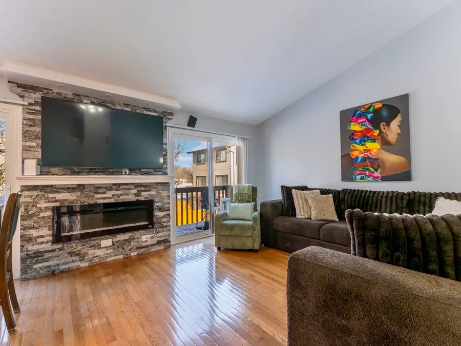 56 Salt Creek Road #A, Roselle, IL 60172 - Image #2