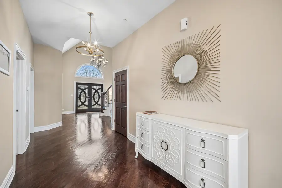 940 Freeman Road, Hoffman Estates, IL 60192 - #3