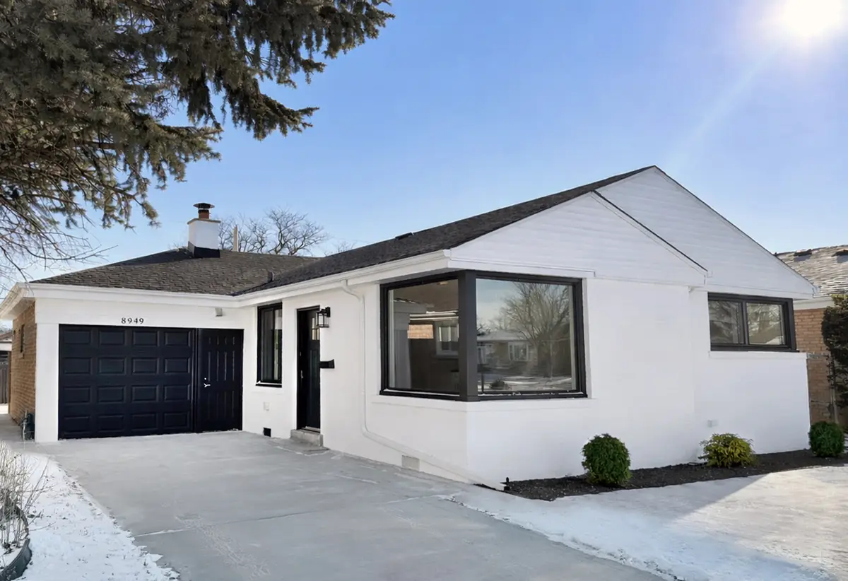 8949 S Utica Avenue, Evergreen Park, IL 60805 - Image #1
