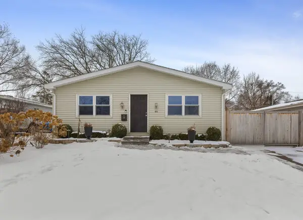 46 N Ridgemoor Avenue, Mundelein, IL 60060