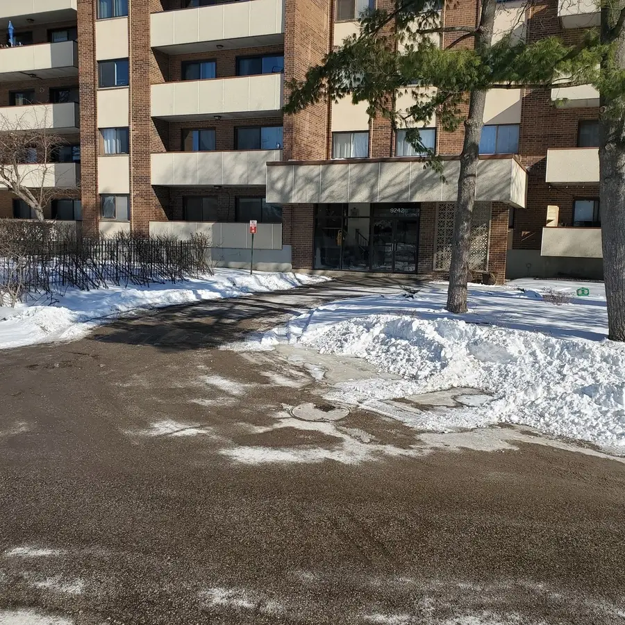 9242 Gross Point Road #107, Skokie, IL 60077 - Image #2