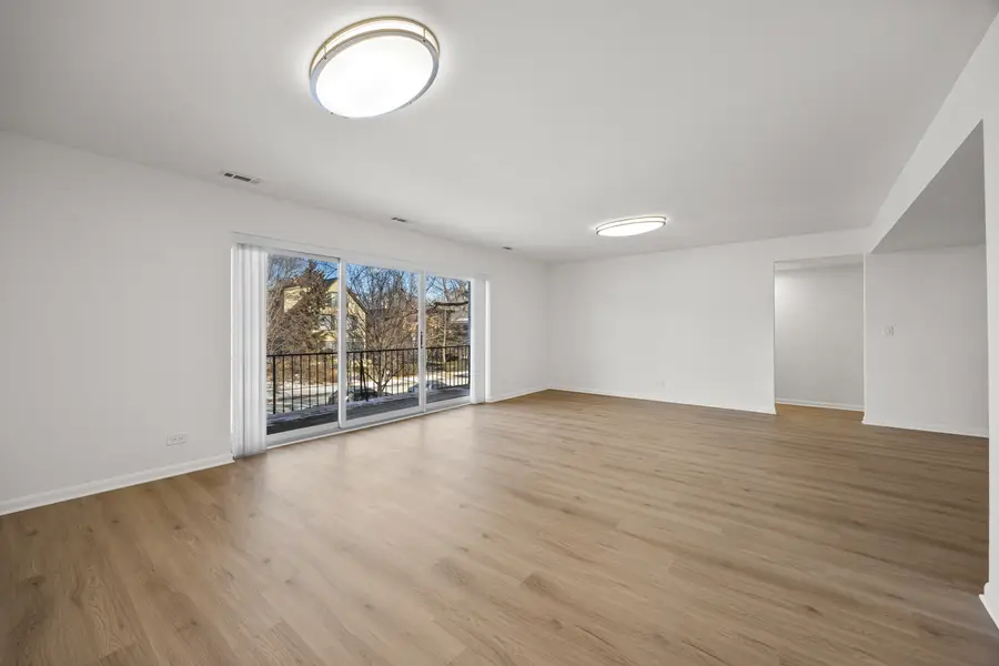 820 Oakton Street #2C, Evanston, IL 60202 - Image #2