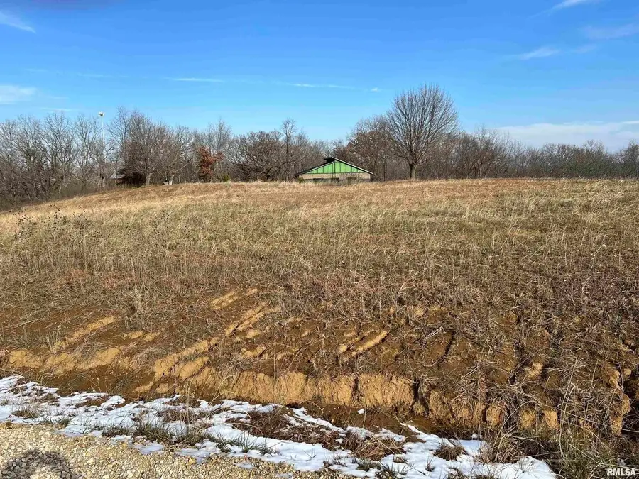 #2 277th Avenue, Le Claire, IA 52753 - #2