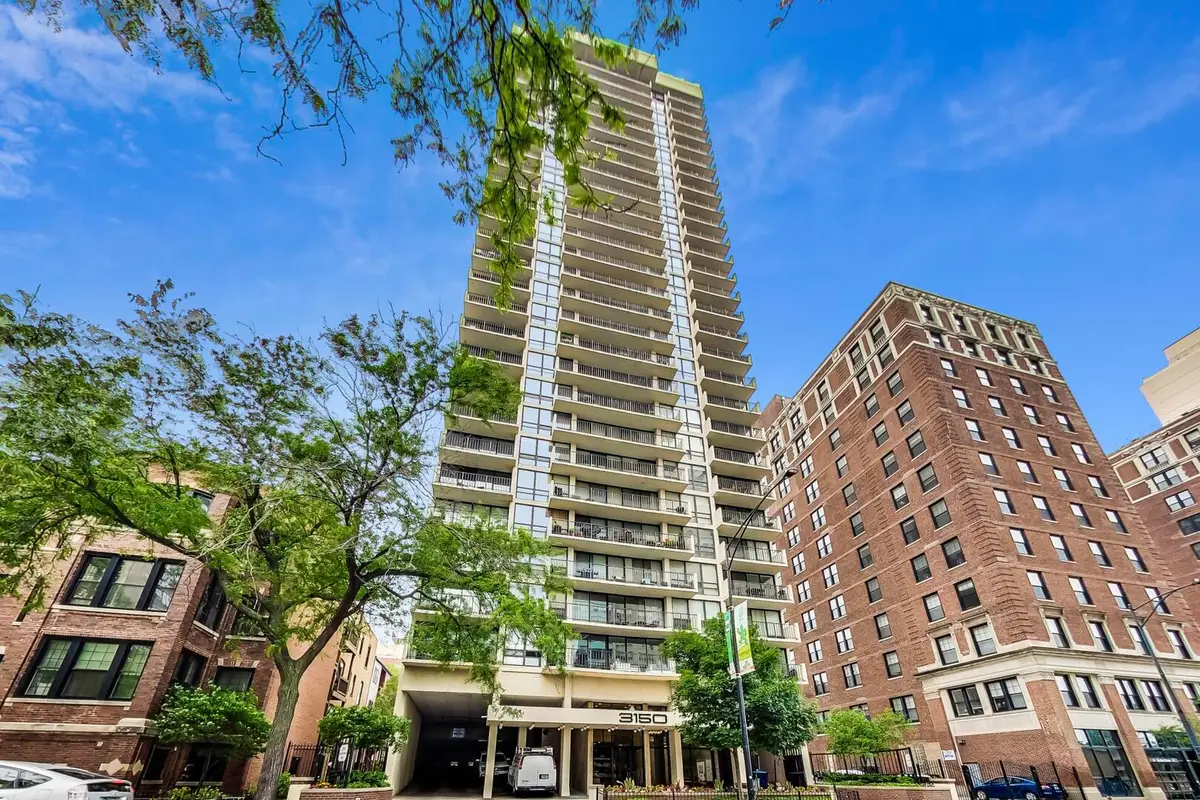 3150 N Sheridan Road #4B, Chicago, IL 60657 - #1