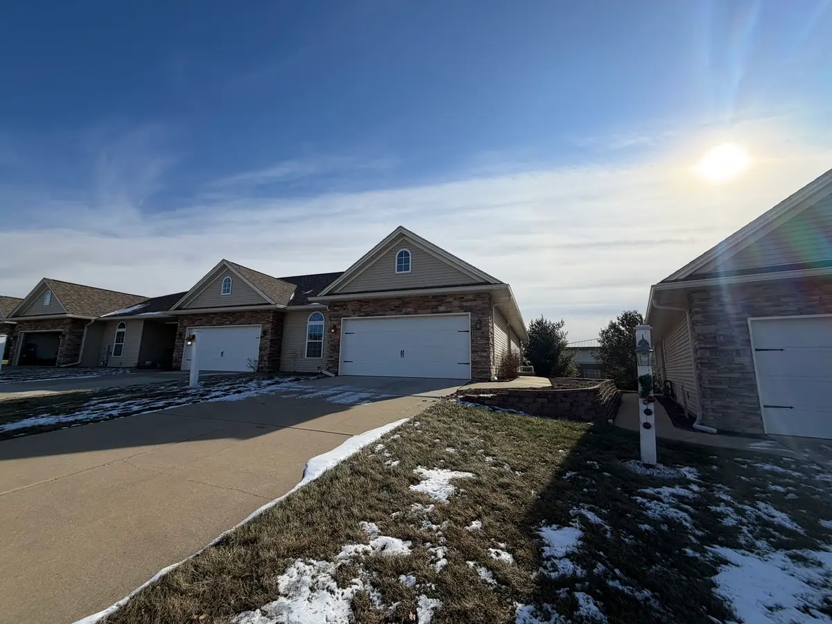 1709 Timber Wolf Lane #C, Mahomet, IL 61853 - Image #1