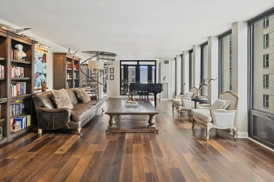 100 E Walton Street #41DE, Chicago, IL 60611 - Image #3